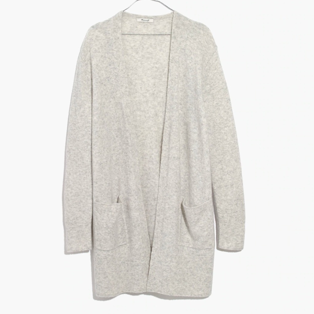 Madewell Kent Cardigan Sweater in Coziest Yarn Light gray